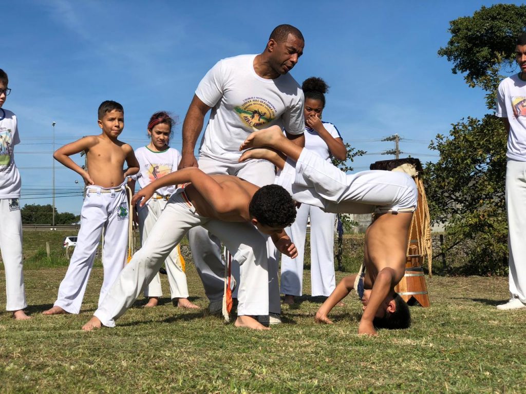 A Oficina De Capoeira Você Conhece Mas E A História Da Capoeira Educandário Santa Catarina
